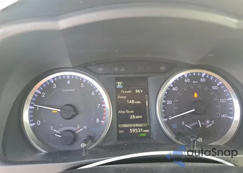 2019 Toyota Highlander Le z USA, uszkodzony, nr VIN 5TDZZRFHXKS332946